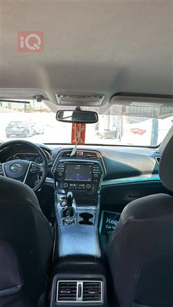 نيسان ماكسيما